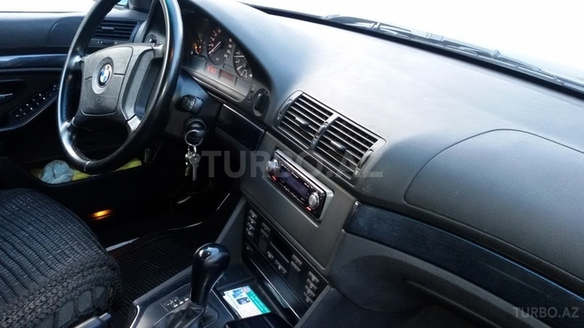 BMW 520 1999, 174,000 km - 2.0 l - Bakı