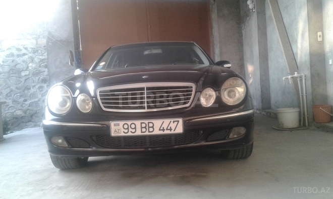 Mercedes E 220 2003, 200,000 km - 2.2 l - Şəki
