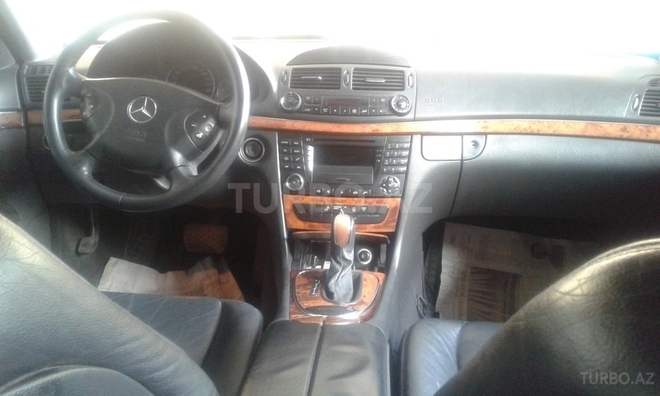 Mercedes E 220 2003, 200,000 km - 2.2 l - Şəki