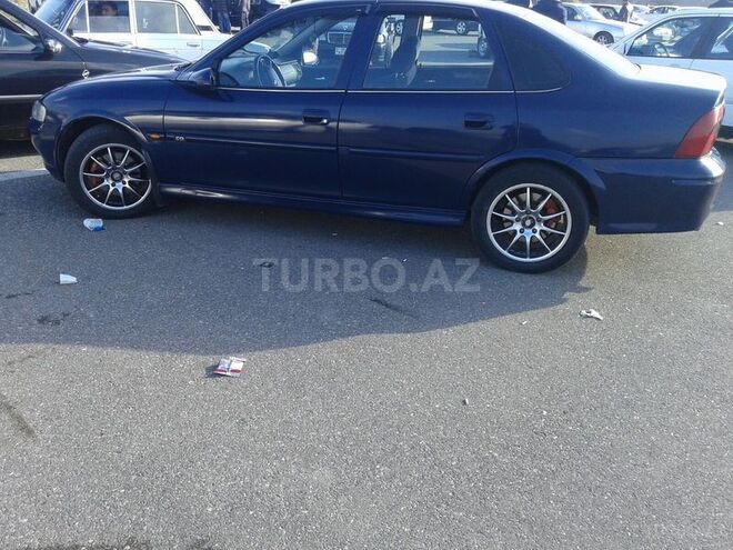 Opel Vectra 1999, 256,000 km - 1.6 l - Bakı