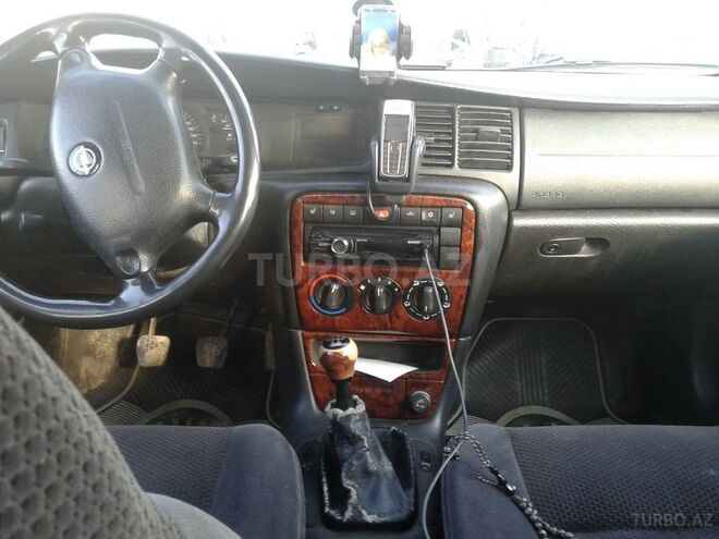 Opel Vectra 1999, 256,000 km - 1.6 l - Bakı