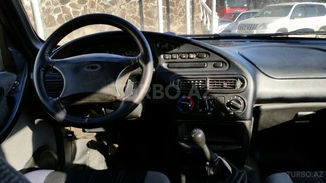 Chevrolet Niva 2005, 197,000 km - 1.7 л - Tovuz