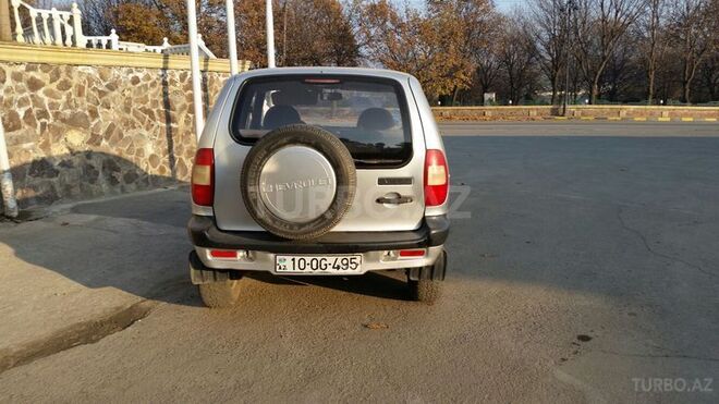 Chevrolet Niva 2005, 197,000 km - 1.7 л - Tovuz
