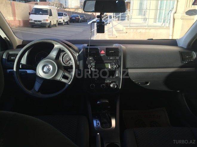 Volkswagen Jetta 2010, 163,000 km - 1.6 l - Bakı