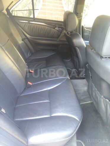 Mercedes E 280 1998, 23,000 km - 2.8 l - Şəmkir