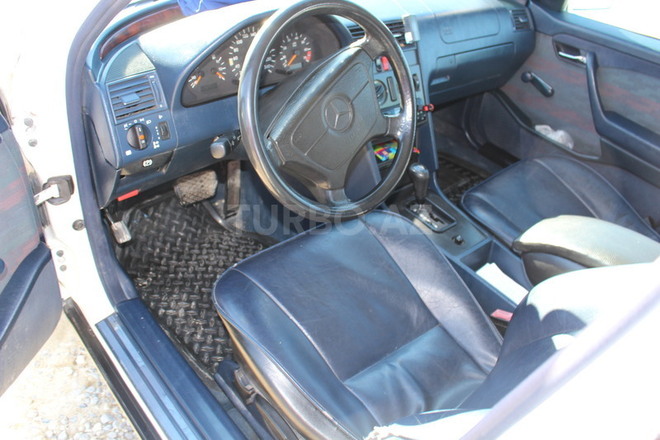 Mercedes C 180 1994, 270,000 km - 1.8 l - Bakı