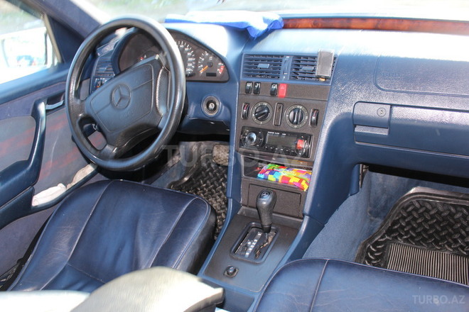 Mercedes C 180 1994, 270,000 km - 1.8 l - Bakı