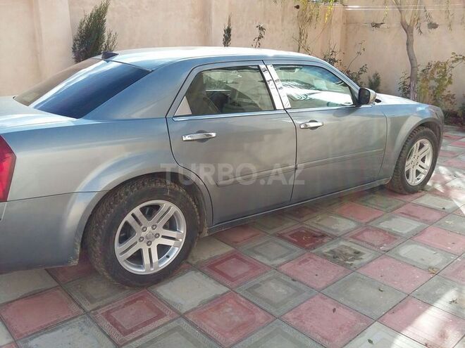 Chrysler 300C 2006, 77,000 km - 2.7 л - Bakı