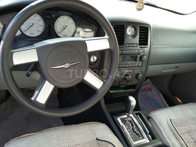 Chrysler 300C 2006, 77,000 km - 2.7 л - Bakı
