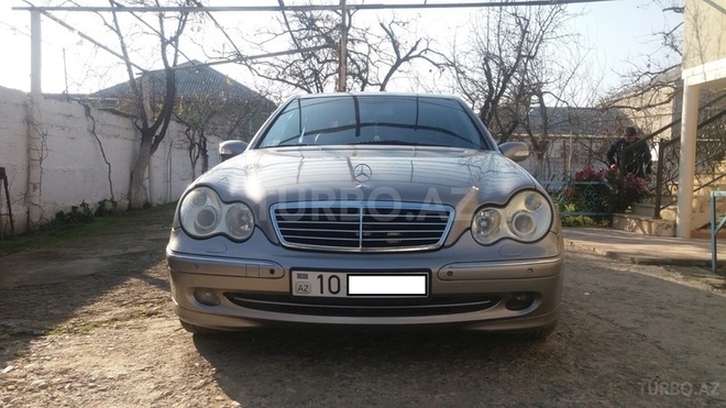 Mercedes C 240 2003, 150,000 km - 2.4 l - Bakı