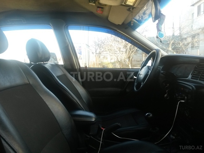 Opel Vectra 1999, 302,000 km - 1.8 l - Bakı