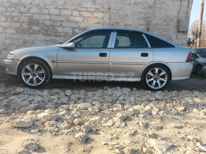 Opel Vectra 1999, 302,000 km - 1.8 l - Bakı