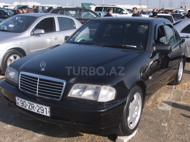 Mercedes C 230 1999, 280,000 km - 2.3 l - Sumqayıt