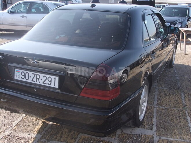 Mercedes C 230 1999, 280,000 km - 2.3 l - Sumqayıt