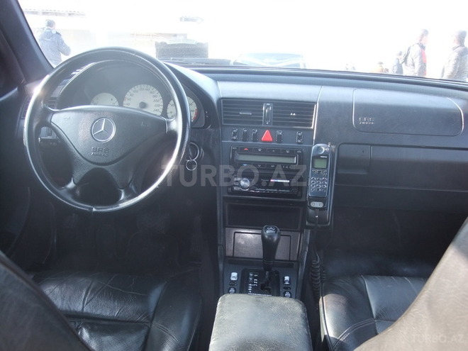 Mercedes C 230 1999, 280,000 km - 2.3 l - Sumqayıt