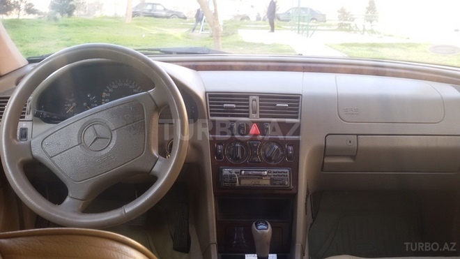 Mercedes C 240 1998, 256,000 km - 2.4 l - Bakı