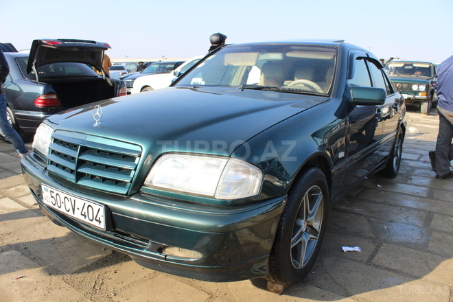 Mercedes C 200 1998, 179,000 km - 2.0 l - Bakı