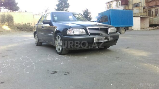 Mercedes C 220 2000, 254,178 km - 2.2 l - Bakı