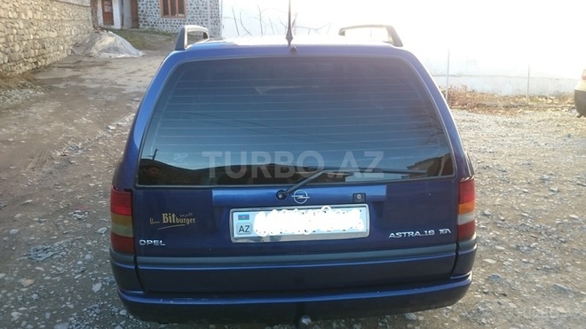 Opel Astra 1997, 360,000 km - 1.6 l - Şəki
