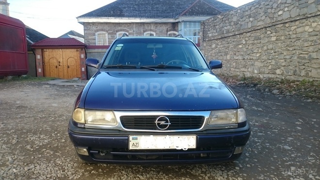 Opel Astra 1997, 360,000 km - 1.6 l - Şəki