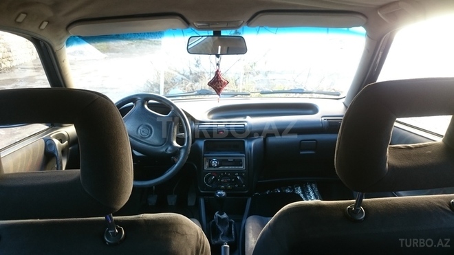 Opel Astra 1997, 360,000 km - 1.6 l - Şəki