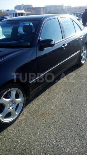 Mercedes E 240 2000, 15,600 km - 2.6 l - Bakı