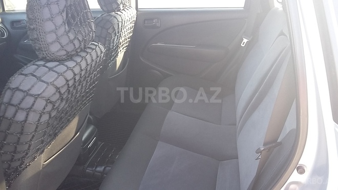 Mitsubishi Outlander 2003, 133,000 km - 2.0 l - Bakı