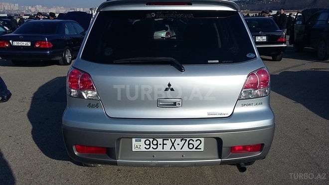 Mitsubishi Outlander 2003, 133,000 km - 2.0 l - Bakı