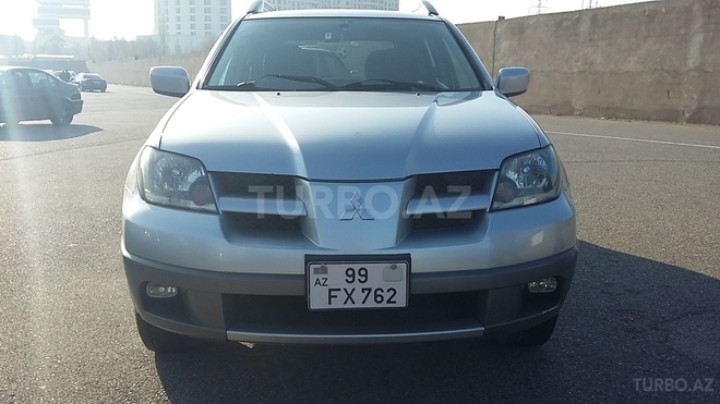 Mitsubishi Outlander 2003, 133,000 km - 2.0 l - Bakı