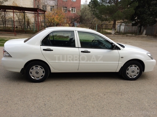 Mitsubishi Lancer 2006, 196,917 km - 1.3 l - Bakı