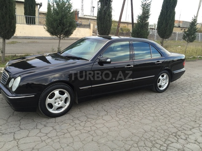 Mercedes E 240 2000, 80,056 km - 2.6 l - Gəncə