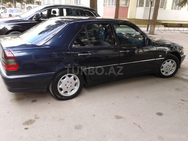 Mercedes C 240 1998, 268,884 km - 2.4 л - Bakı