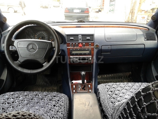 Mercedes C 240 1998, 268,884 km - 2.4 л - Bakı