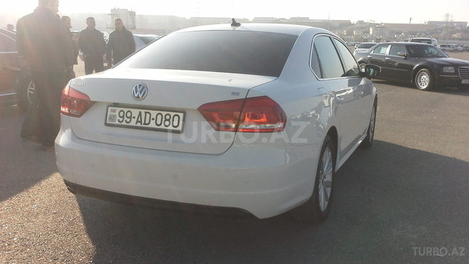 Volkswagen Passat 2013, 42,000 km - 2.5 l - Bakı
