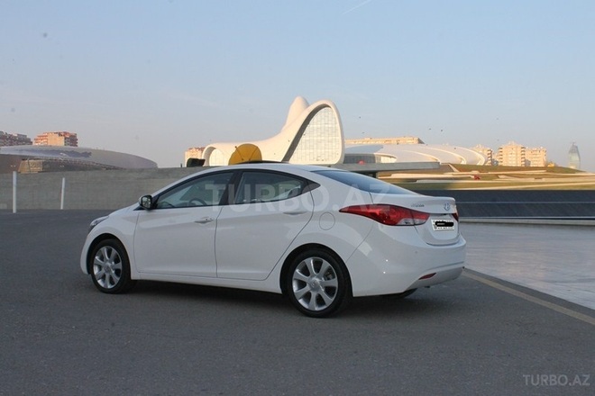Hyundai Elantra 2013, 114,000 km - 1.8 л - Bakı