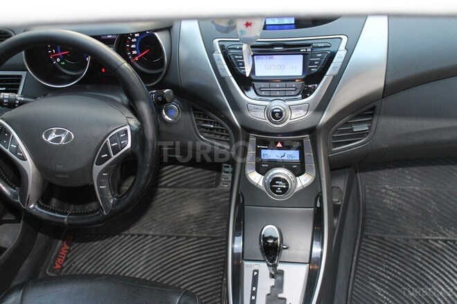Hyundai Elantra 2013, 114,000 km - 1.8 л - Bakı