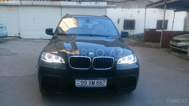 BMW X5 M 2011, 97,000 km - 4.4 л - Bakı