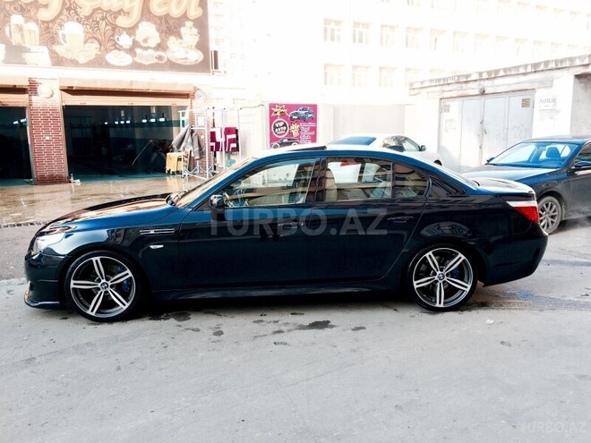 BMW 525 2008, 210,000 km - 2.5 л - Bakı