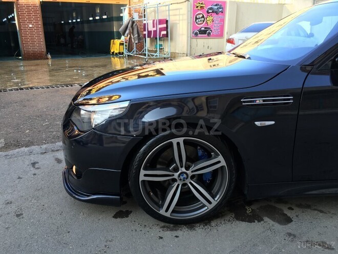 BMW 525 2008, 210,000 km - 2.5 л - Bakı