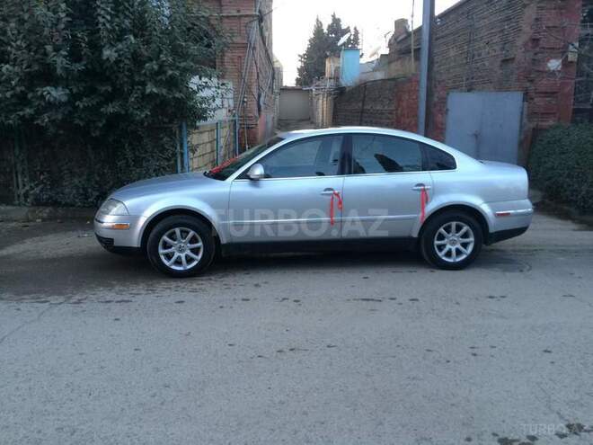 Volkswagen Passat 2004, 270,000 km - 2.0 l - Gəncə