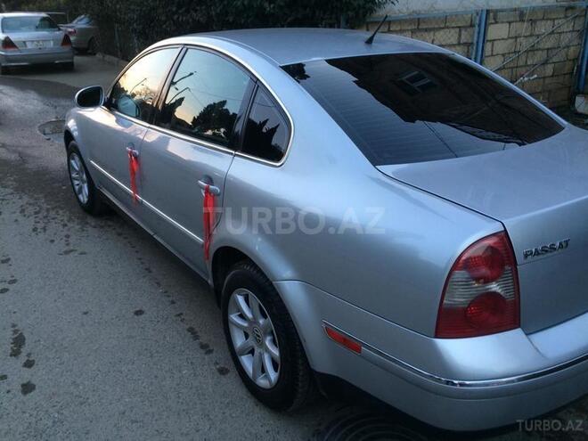 Volkswagen Passat 2004, 270,000 km - 2.0 l - Gəncə