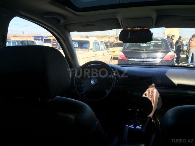 Volkswagen Passat 2004, 270,000 km - 2.0 l - Gəncə
