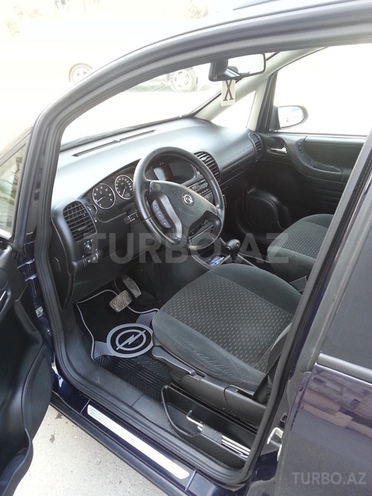 Opel Zafira 2003, 182,000 km - 1.8 l - Bakı