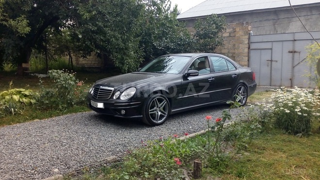 Mercedes E 240 2002, 178,500 km - 2.6 l - Bakı