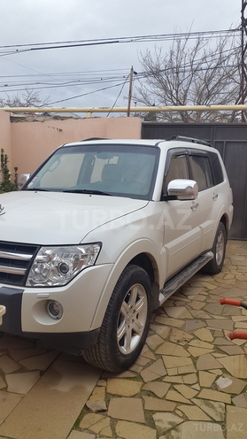 Mitsubishi Pajero 2009, 109,000 km - 3.0 л - Bakı