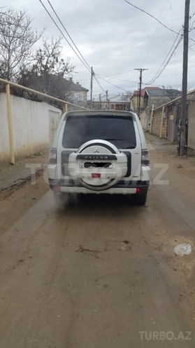 Mitsubishi Pajero 2009, 109,000 km - 3.0 л - Bakı