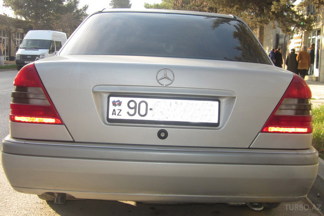 Mercedes C 180 1997, 106,000 km - 1.8 l - Bakı