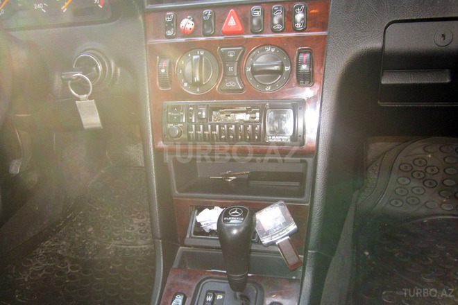 Mercedes C 180 1997, 106,000 km - 1.8 l - Bakı