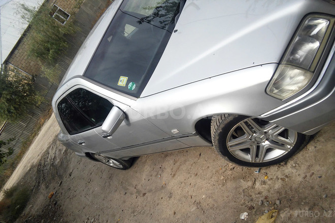 Mercedes C 180 1997, 106,000 km - 1.8 l - Bakı