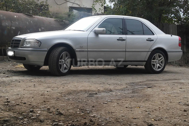 Mercedes C 180 1997, 106,000 km - 1.8 l - Bakı